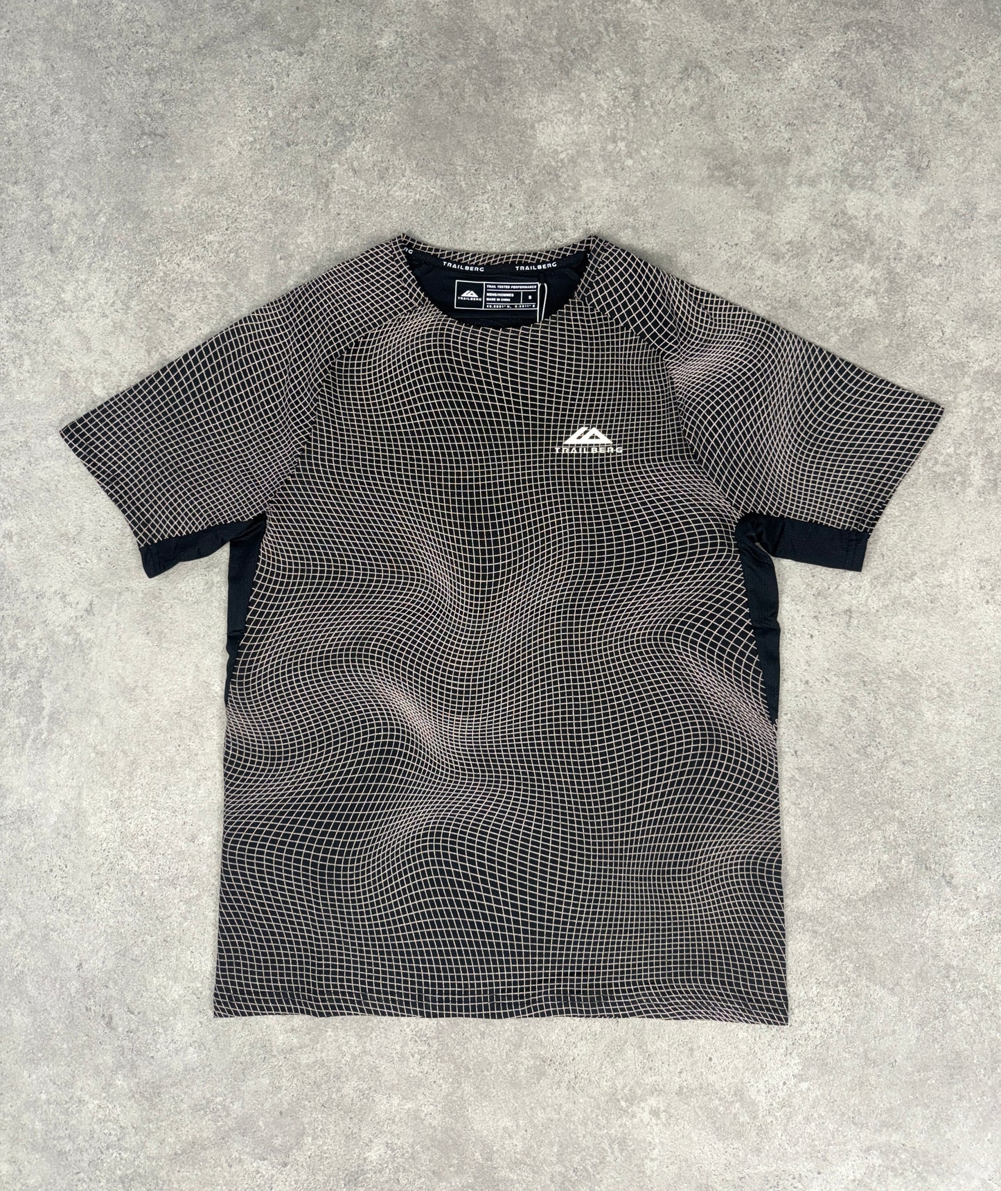 TRAILBERG ASPECT TSHIRT (BLACK)