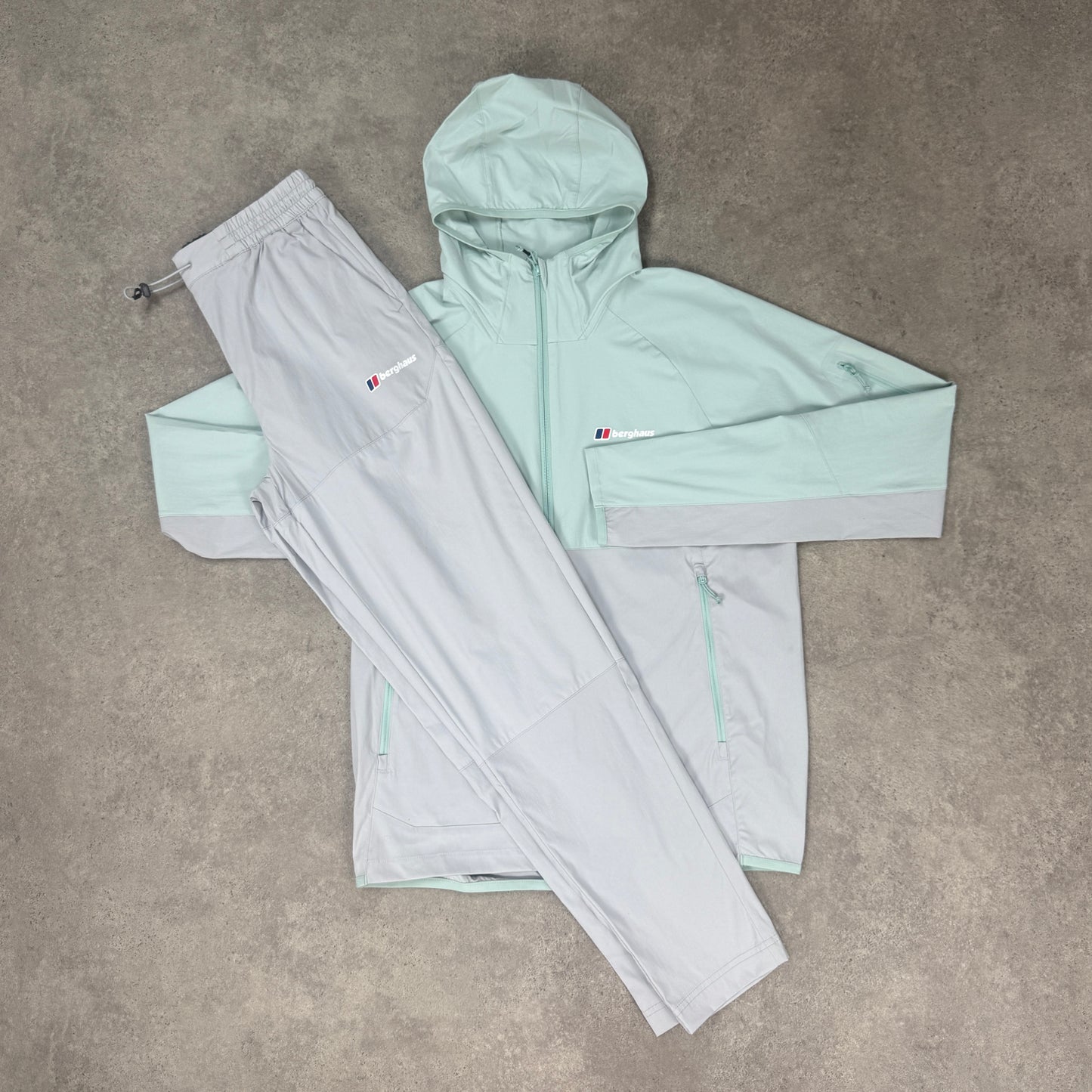 BERGHAUS WOVEN TRACKSUIT (MINT)