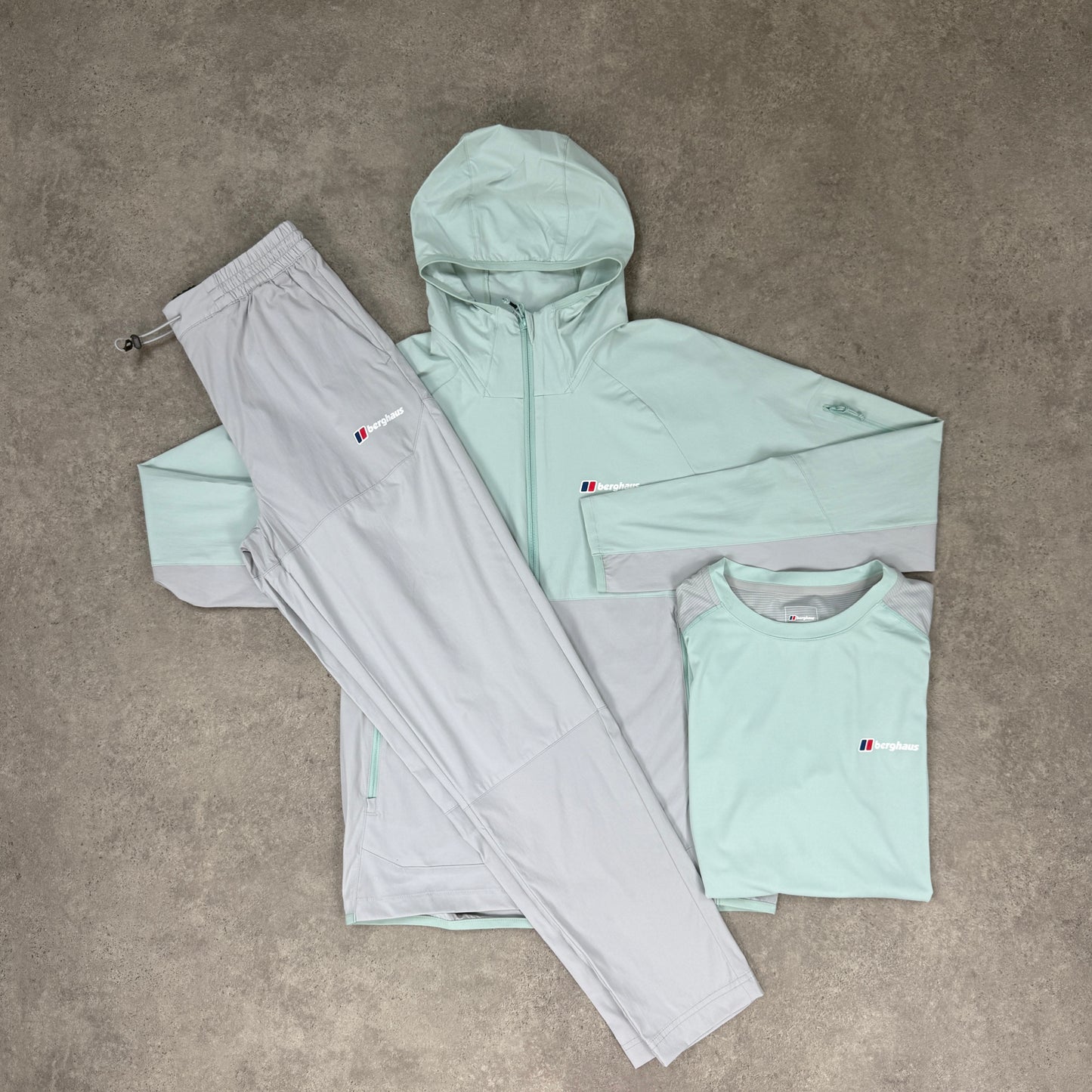 BERGHAUS WOVEN TRACKSUIT SET (MINT)