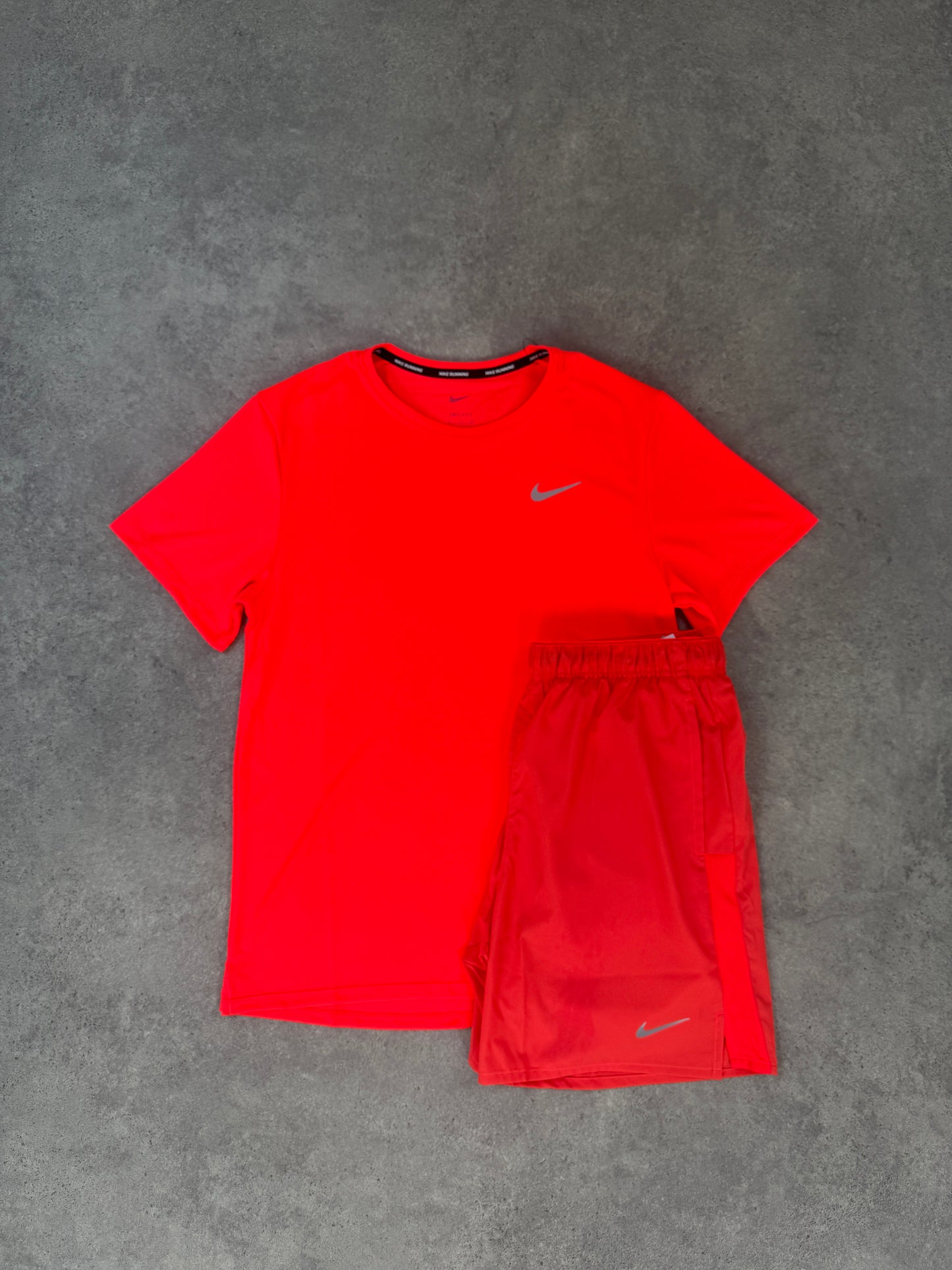 NIKE MILLER 2.0 CHALLENGER SET (RED)