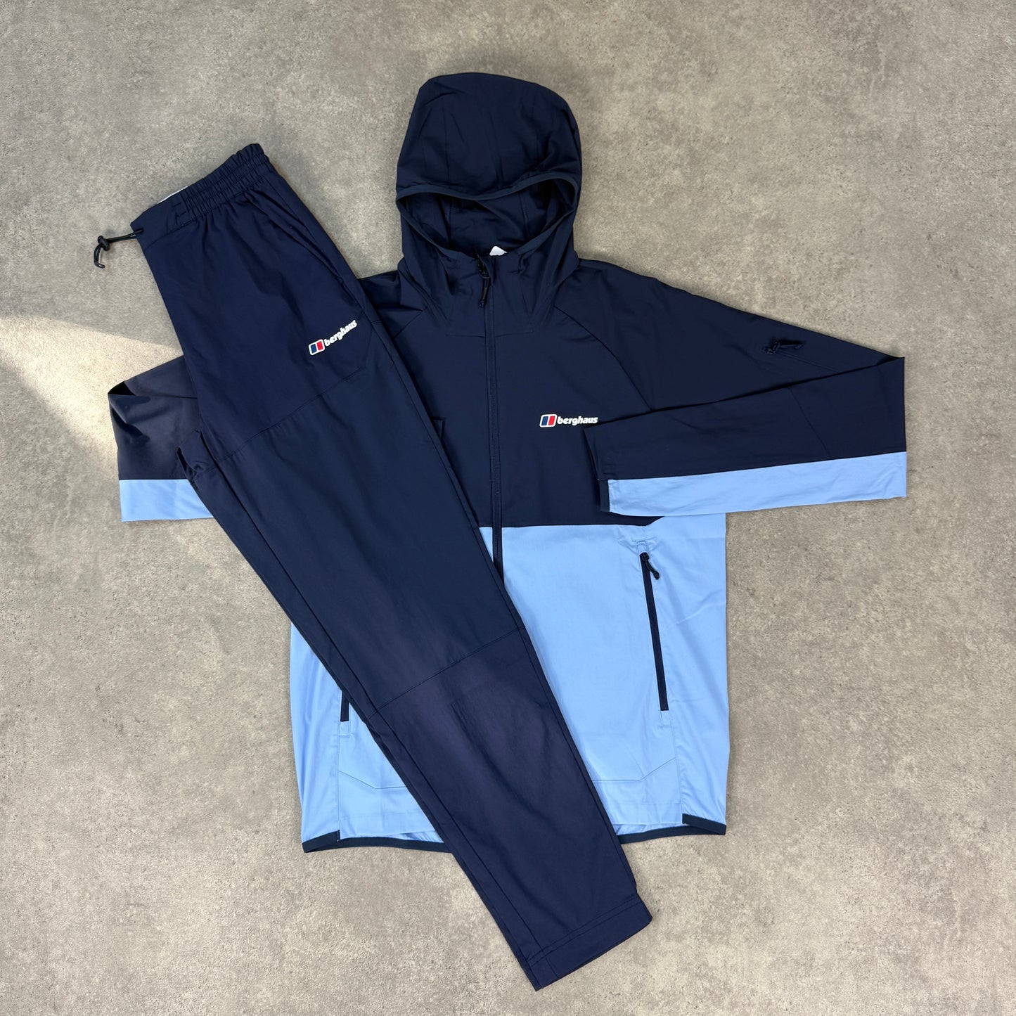 BERGHAUS WOVEN TRACKSUIT (BLUE)