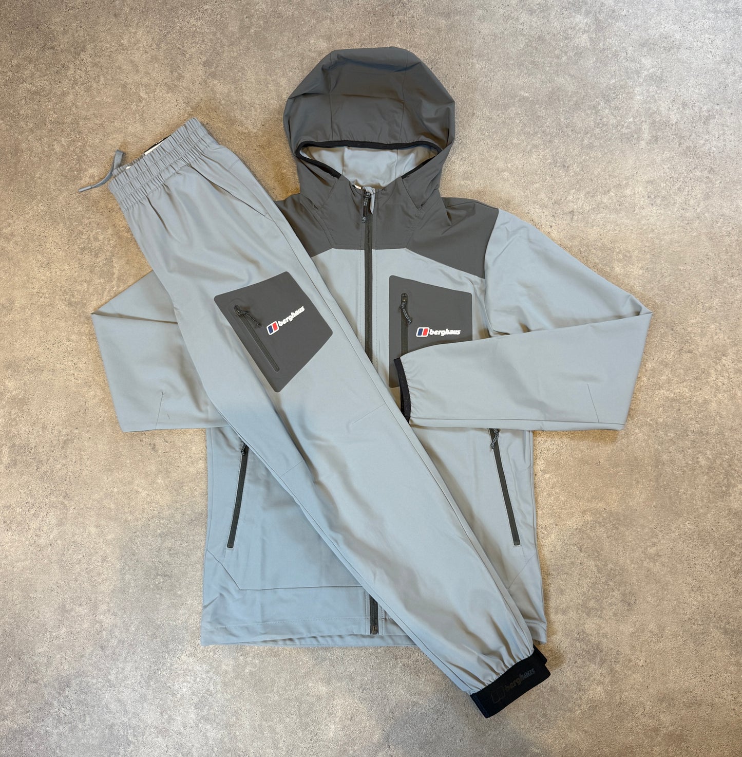 BERGHAUS PLUS WOVEN TRACKSUIT (GREY)
