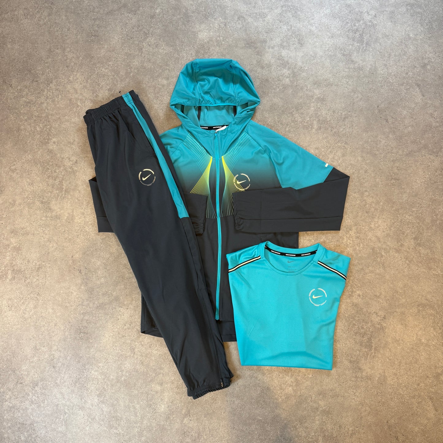 NIKE NS TRACKSUIT SET